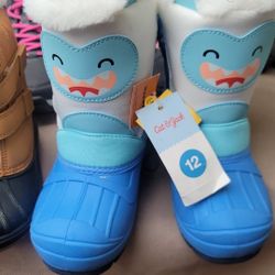 Botas De Nieve Size 12