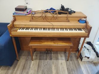 FREE piano 