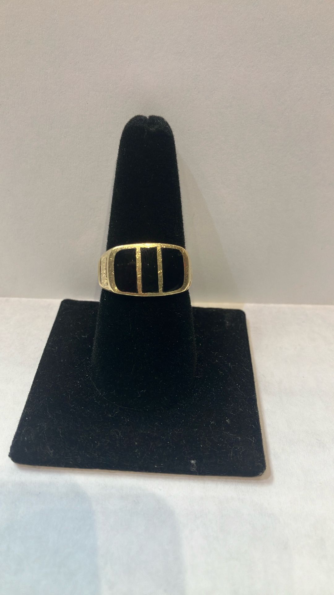 14k Yellow Gold Ring #109255-1 MJ