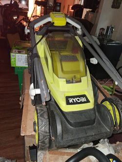 Electric  lawnmower