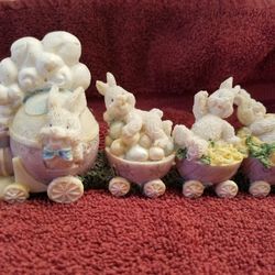 Ceramic 4 Car Easter Train