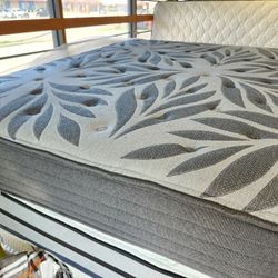 Mattress And Box Spring Queen Size 