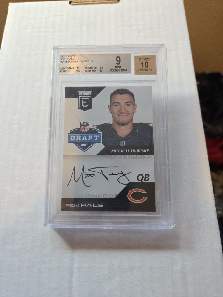 2017 Donruss Elite Football Mitchell Trubisky Rookie Pen Pals Auto SP Beckett 9 10 Auto