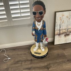 Rare 42” Snoop Dogg Corona Promo Statue – Event Exclusive