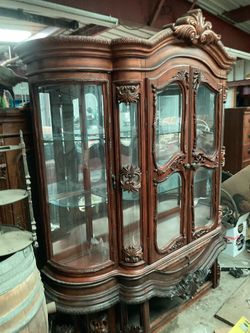 China Cabinet Great Condition