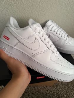 authentic Supreme x Nike Air Force 1 Low White size 8.5