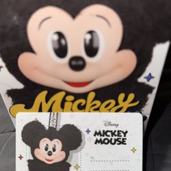 Mickey Family Cute Together 