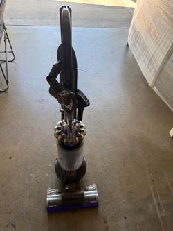 Dyson Ball Animal 2 upright vacuum cleaner