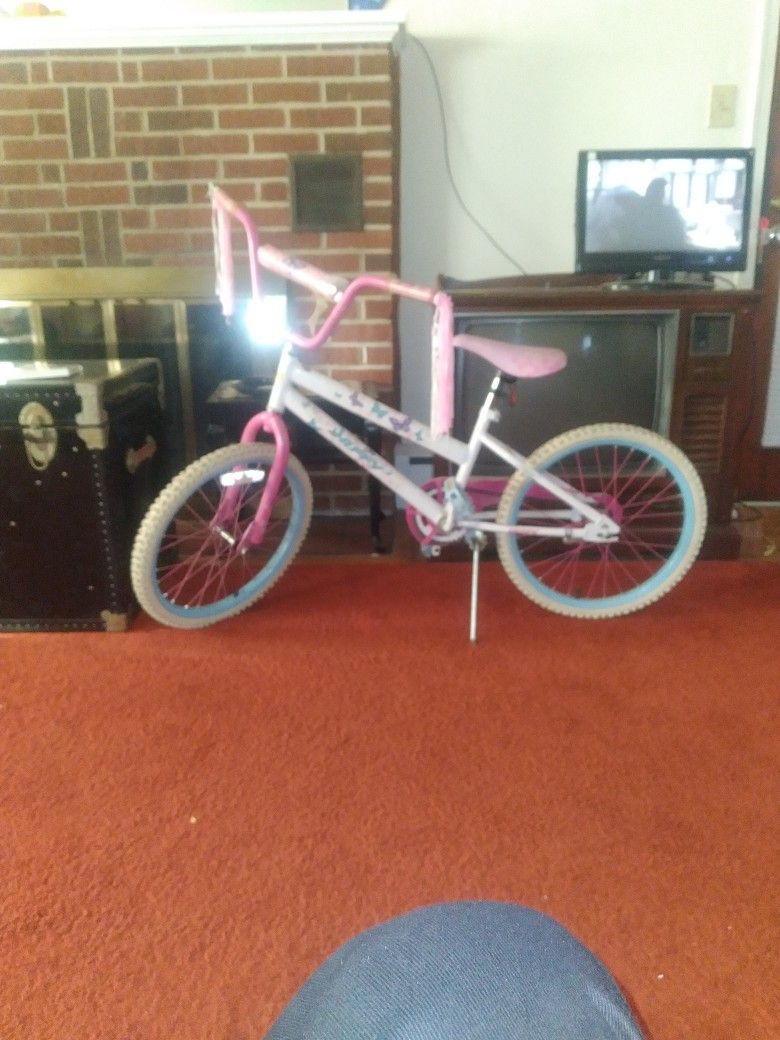 Little Girls Huffy Bike