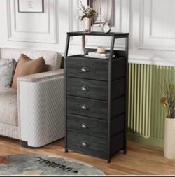 Black 5-Drawer Dresser with Top Shelf