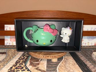 Hello Kitty Frankie Mug Set