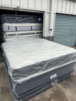 King size mattress and box spring