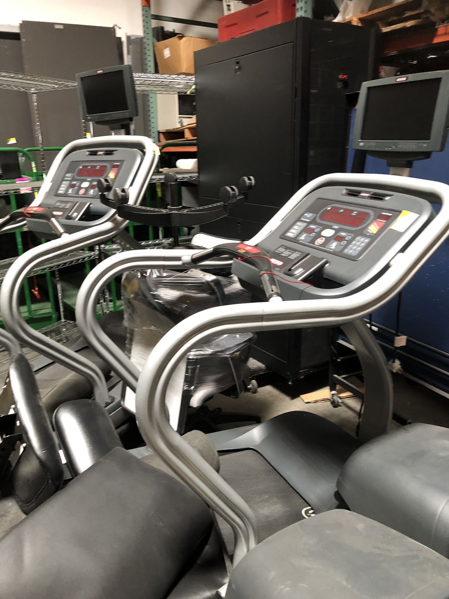 Star trac treadmill’s .....2 of them....cheap!!! Update!!!! Only 1 is left...get it now