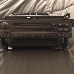 Radio From A 2002 325ci BMW