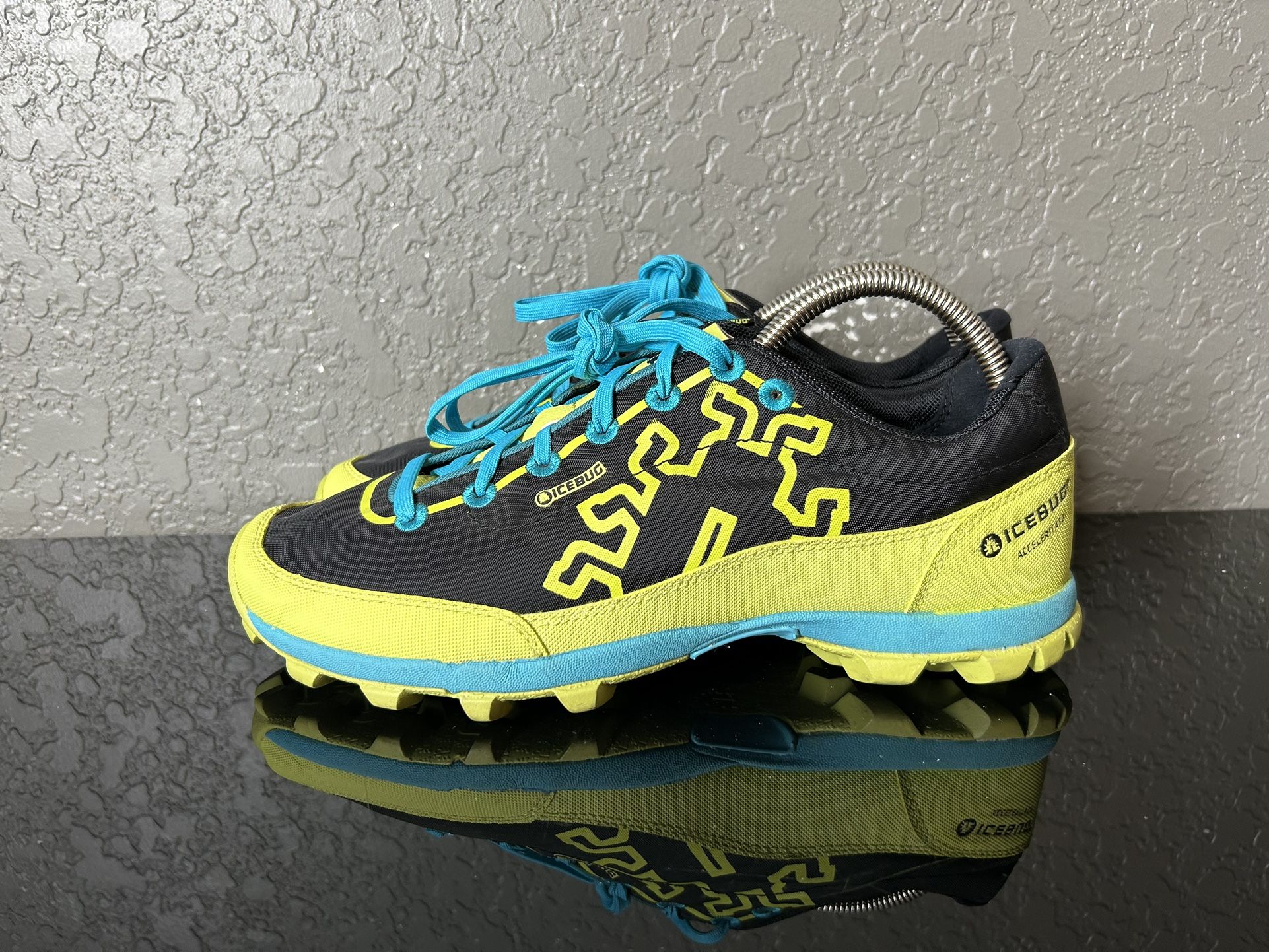 Icebug Anima 5 Bugrip Winter Trail Running Shoes Mens 8.5 Ice Cleats Grip Studs