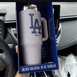 New in box Los Angeles Dodgers Studded Bling Colossal 46 oz tumbler. -BPA Free Lid -Double Wall Insulated  -Cup Holder Friendly - Spill Proof - Copper