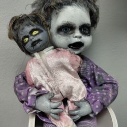 Halloween Haunted Scary Horror Creepy Doll With Baby 