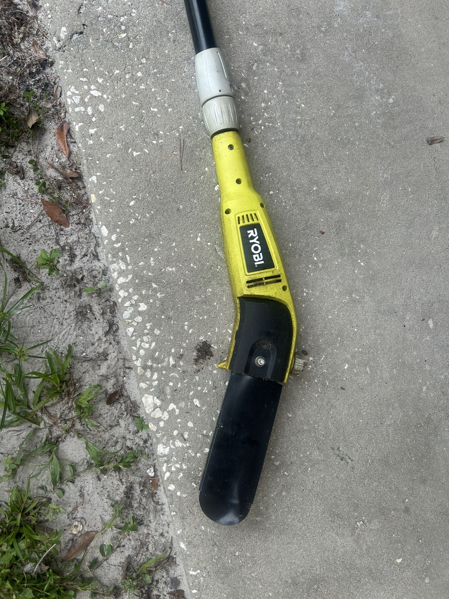 Ryobi 8” 10 amp Electric pole saw