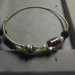 Wire wrapped bracelet