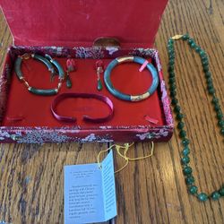 Jade (Nephrite) and 10k Gold Jewelry Set