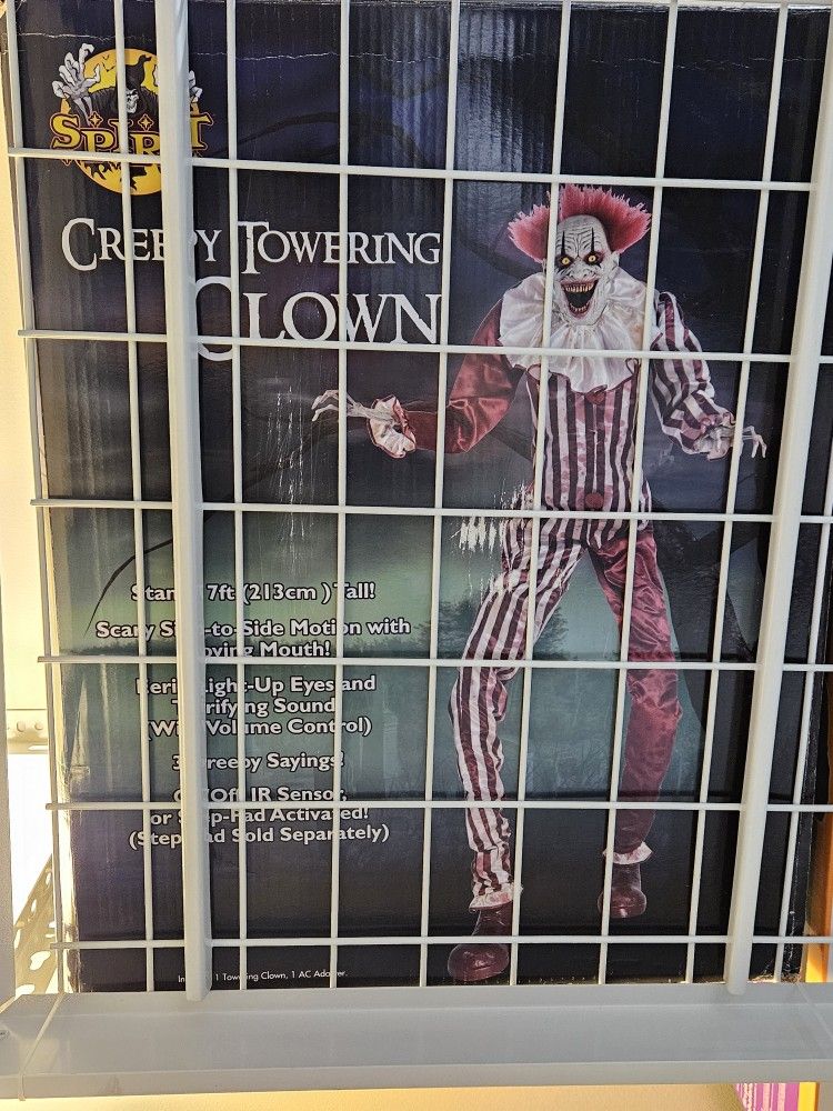7 foot Led Freaky Killer Clown Animatronic