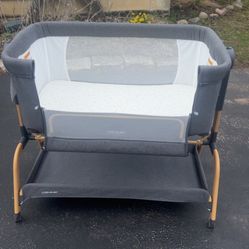Angelbliss 3-In-1 Baby Bassinet, Rocking Bassinet Side Sleeper