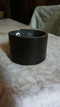 Leather bracelet