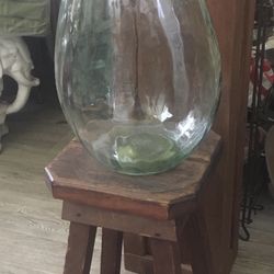 Primitive Stool And Vase Read Description N. Rialto 