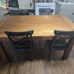 Dining Room Table 