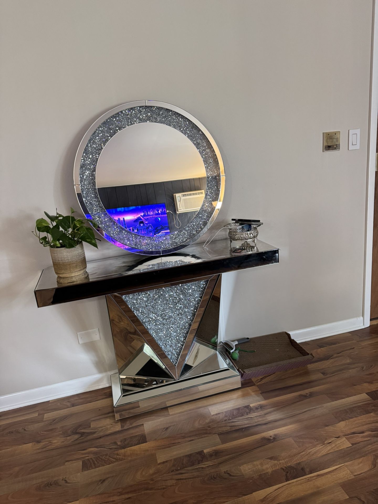Entry Way Table