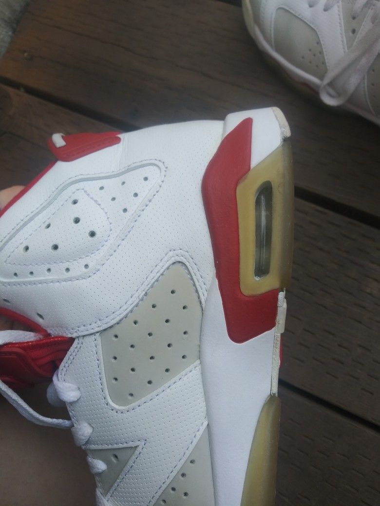 Air Jordan 6 Retro 2016