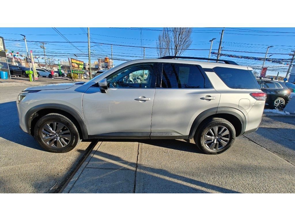 2022 Nissan Pathfinder