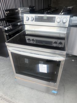 Lg 30-in Glass Top 5 burners 6.3-cu ft Freestanding Electric Range (Stainless Steel)