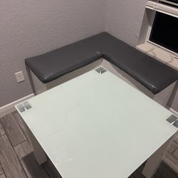 Corner Bench With Table