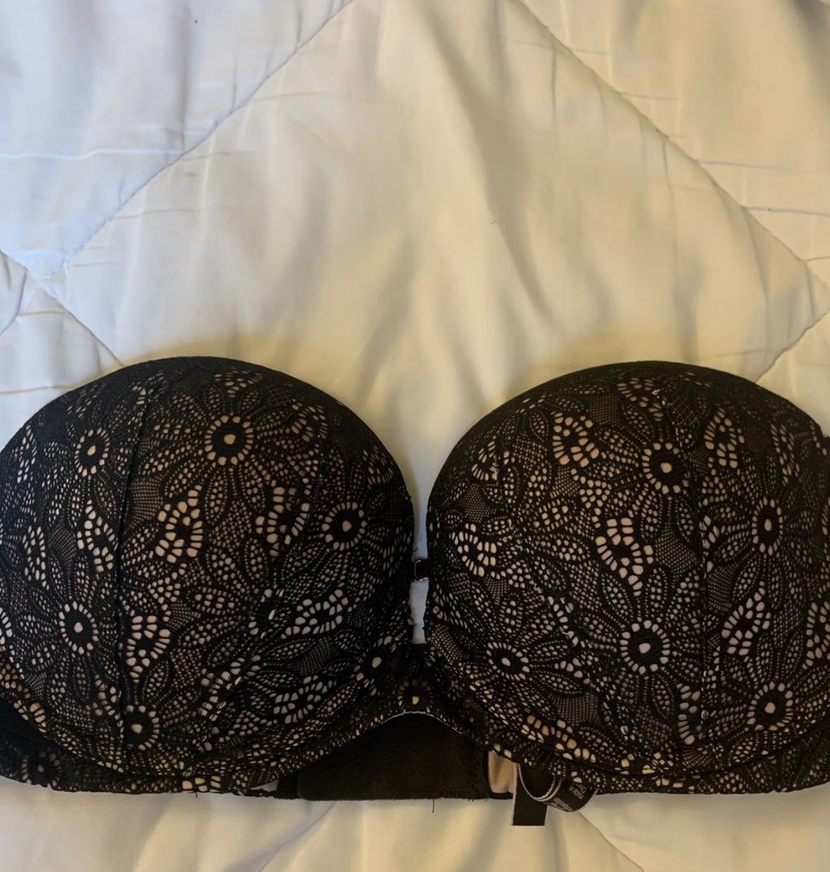 Victoria’s Secret Very Sexy Push Up Strapless Bra