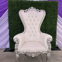 Queen/King Chair