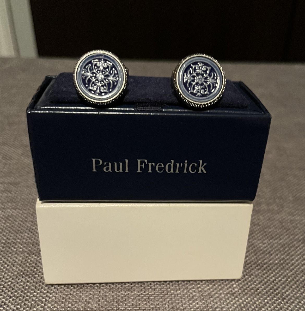 Paul Fredrick Mens cufflinks blue. Very classy, beautiful design. In great condition
