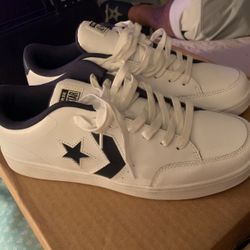 Men’s Converse Size 10