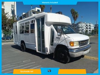 2003 Ford Commercial E450