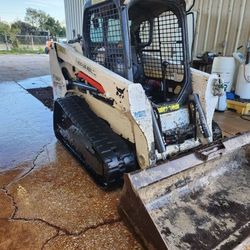 Bobcat T550 Skid Steer Loader