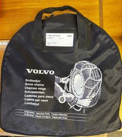 Genuine Volvo Dealer Snow Tire Chains for 2003 XC90 - Excellent Condition!