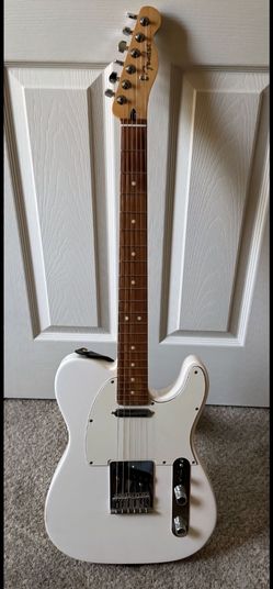 Fender Telecaster 2023