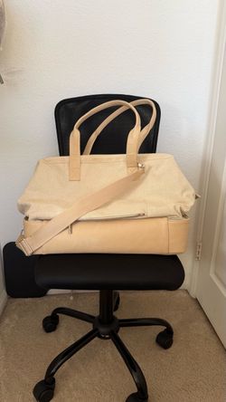 Beis Travel The Weekender Bag in Beige (Original)