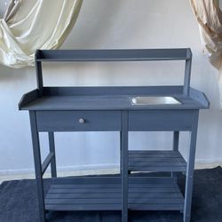 Cedar Planting Bench