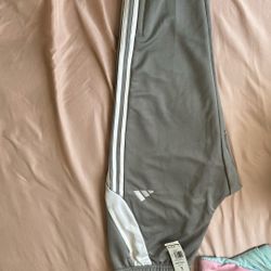 Sz Large Adidas Pants 