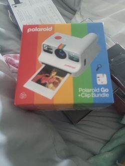 *Polaroid Go + Clip Bundle Instant Camera Generation 2 White NIB
