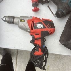 Black & Decker DR550 7 Amp 1/2-Inch VSR Drill/Driver