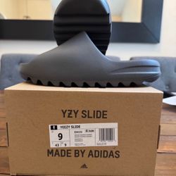 Yezzy Slide 