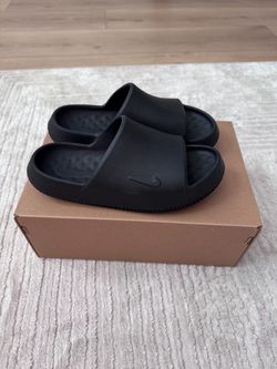 NIKE CALM SLIDE 2.0 (GS) - Size 5Y