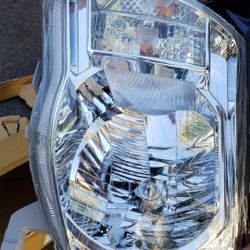 2015 TOYOTA TACOMA -X RUNNER HEADLIGHT 